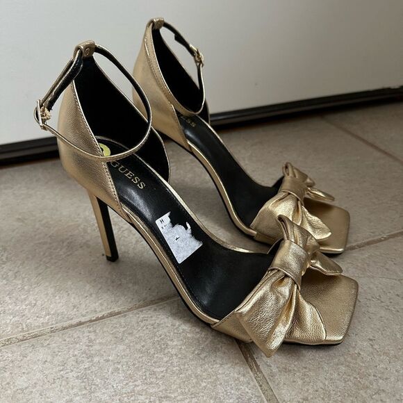 NEW GUESS SIZE 9 Gold Sancia Bow High Heels sandals party - Picture 2 of 7
